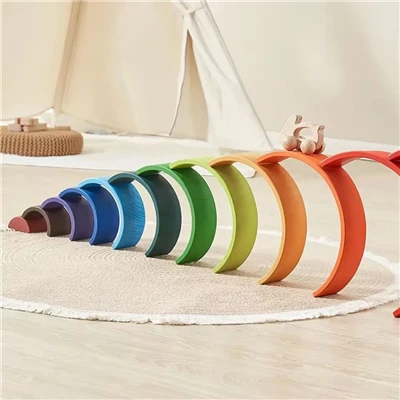 Дървена играчка Rainbow за подреждане
